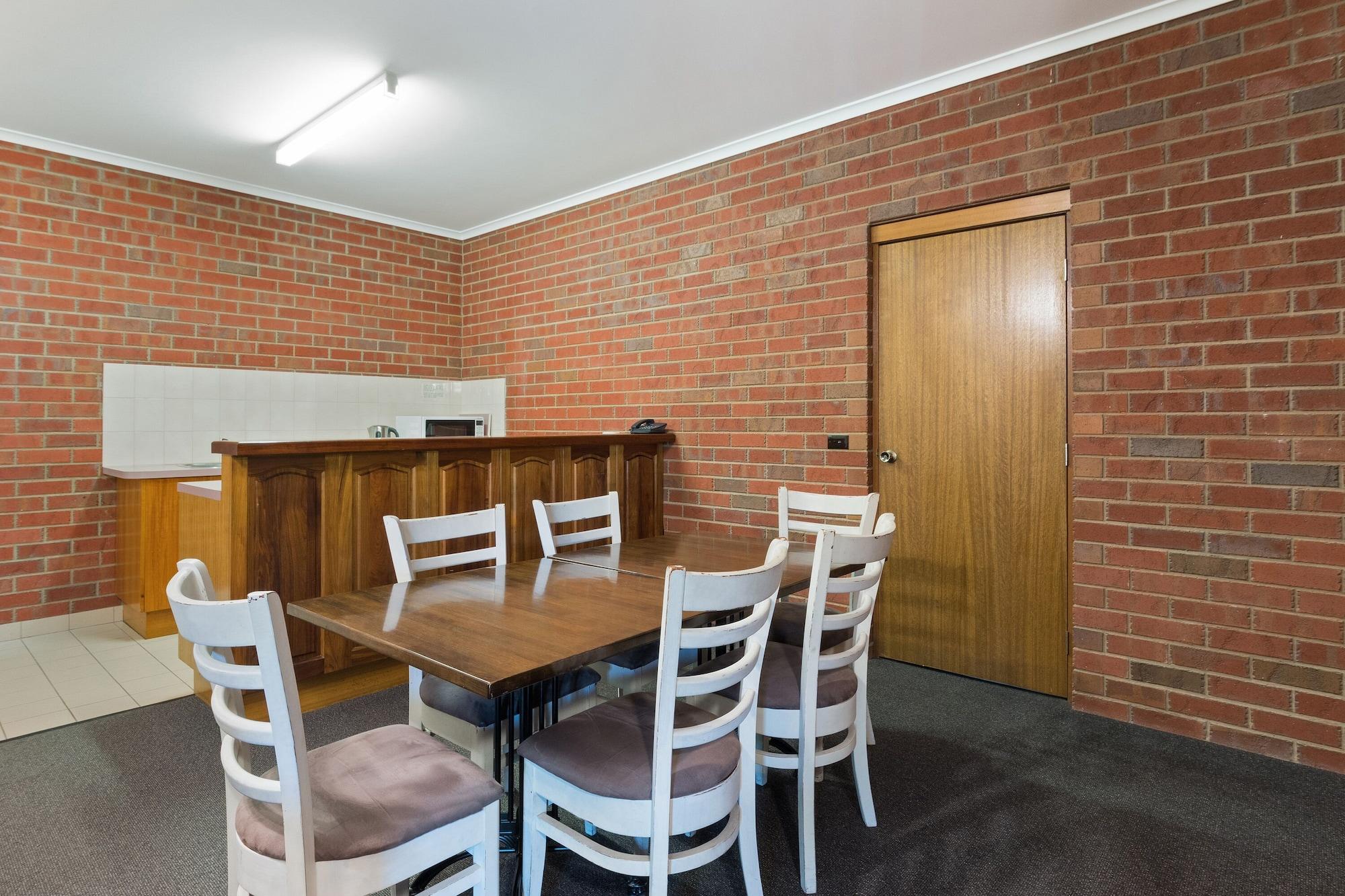 Burke And Wills Motor Inn Swan Hill Zewnętrze zdjęcie