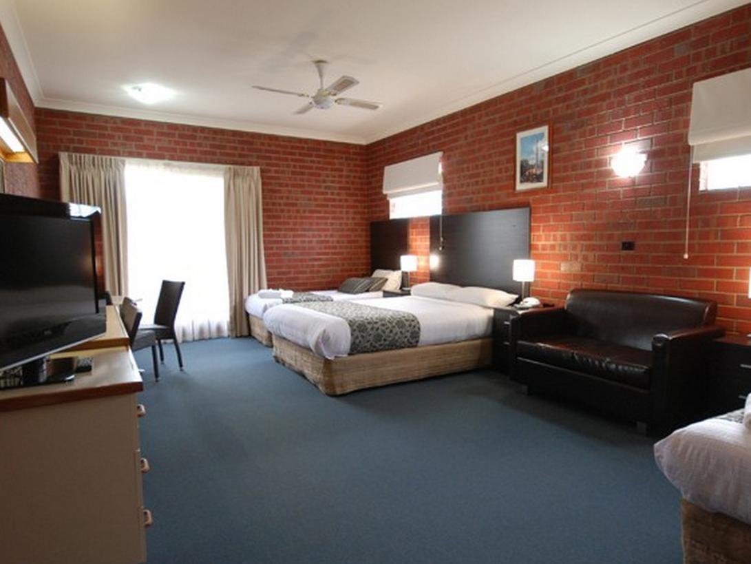 Burke And Wills Motor Inn Swan Hill Zewnętrze zdjęcie